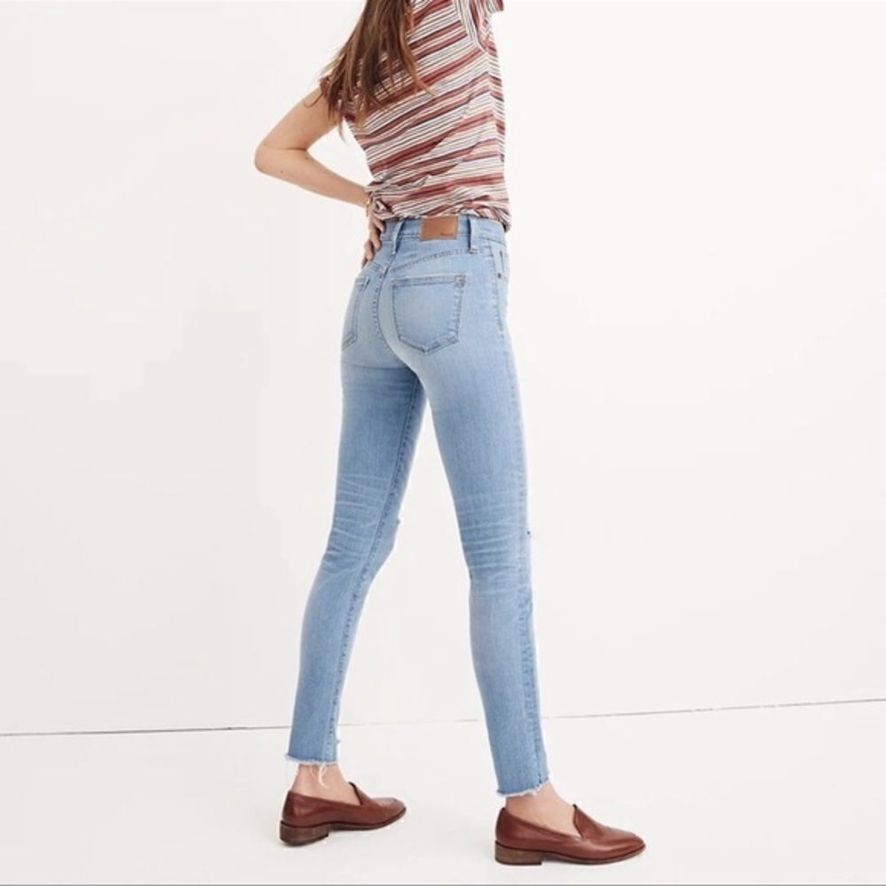 Madewell 9" High-Rise Skinny Jeans in Ontario Wash: Distressed-Hem Edition 25 S